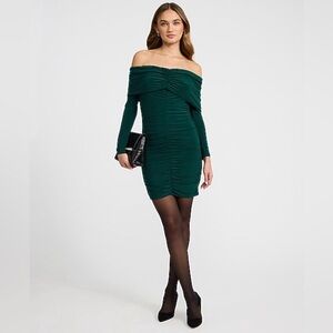 Express•Off The Shoulder Ruched Center
Seam Mini Dress•Size S•NWT